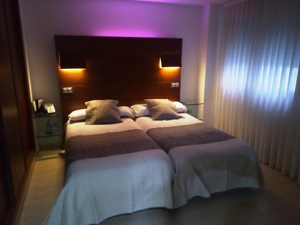 Nap Oviedo Hotell Eksteriør bilde