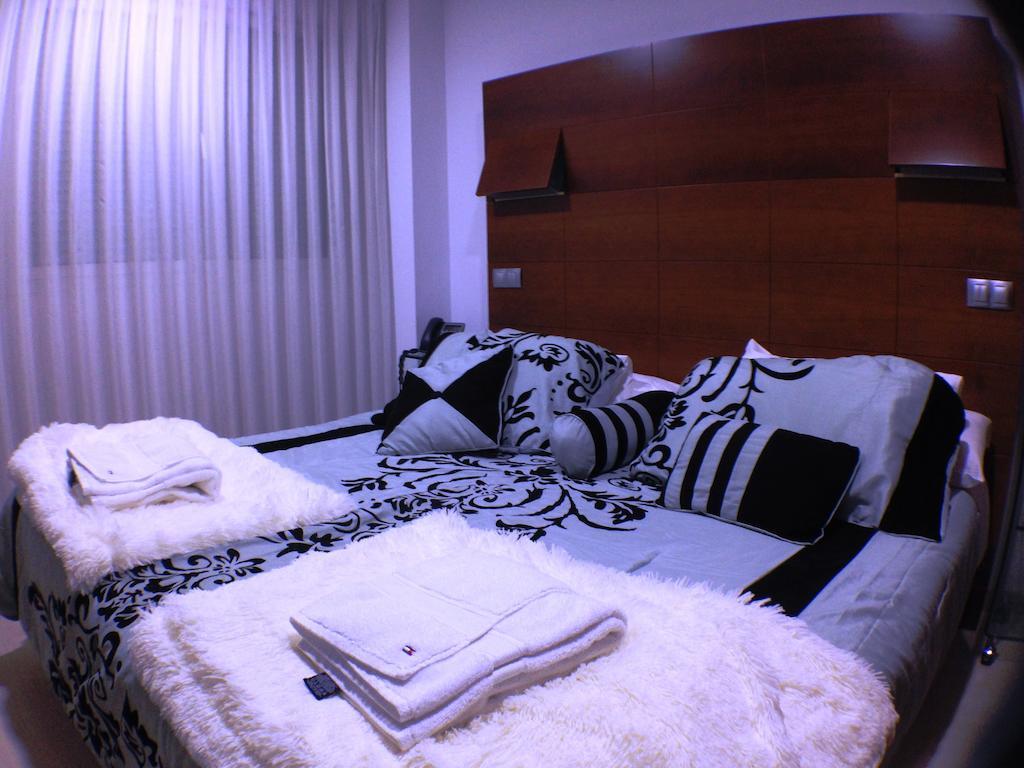 Nap Oviedo Hotell Eksteriør bilde